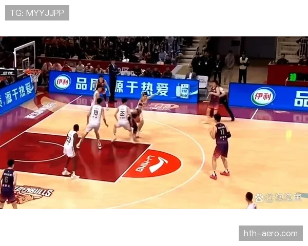 裁判如何判定掩护犯规，球员必须掌握的规则详解
